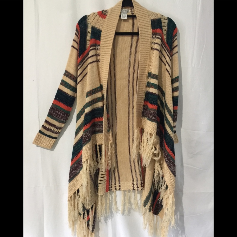 Demanding 🌷Fringed Waterfall Sweater Sz XS